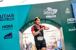 BIB: 5252
                            <button type="button" onclick="openModal(24871071)" class="btn btn-primary btn-sm float-right btn-popup" data-toggle="modal" data-target=".modal-high-quality">
                        <i class="fas fa-shopping-cart"></i> Add to Cart
                    </button>
                                            <button type="button" onclick="isThisMe(24871071, true)" class="btn btn-success btn-sm float-right btn-popup btn-isme hidden" data-toggle="tooltip" data-placement="bottom" title="นี่คือรูปของคุณใช่ไหม คลิกที่นี่เพื่อเอาเข้าอัลบั้ม">
                        <i class="fas fa-plus"></i> Add to album
                    </button>
                    <button type="button" onclick="isThisMe(24871071, false)" class="btn btn-warning btn-sm float-right btn-popup btn-isnotme hidden">
                        <i class="fas fa-ban"></i> Remove from album
                    </button>